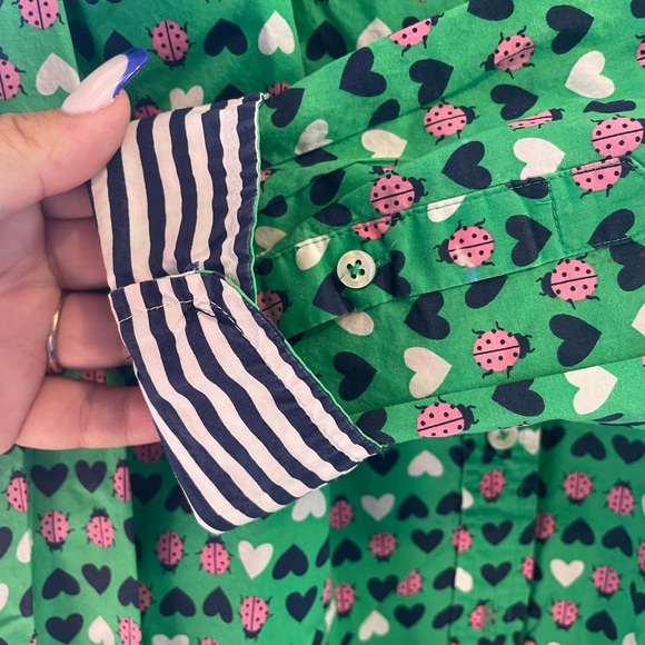 Talbots Women’s Botton Down Green Top with Hearts & Ladybugs size M - Picture 5 of 6